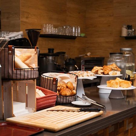 Hostal Mari San Antonio  Eksteriør bilde